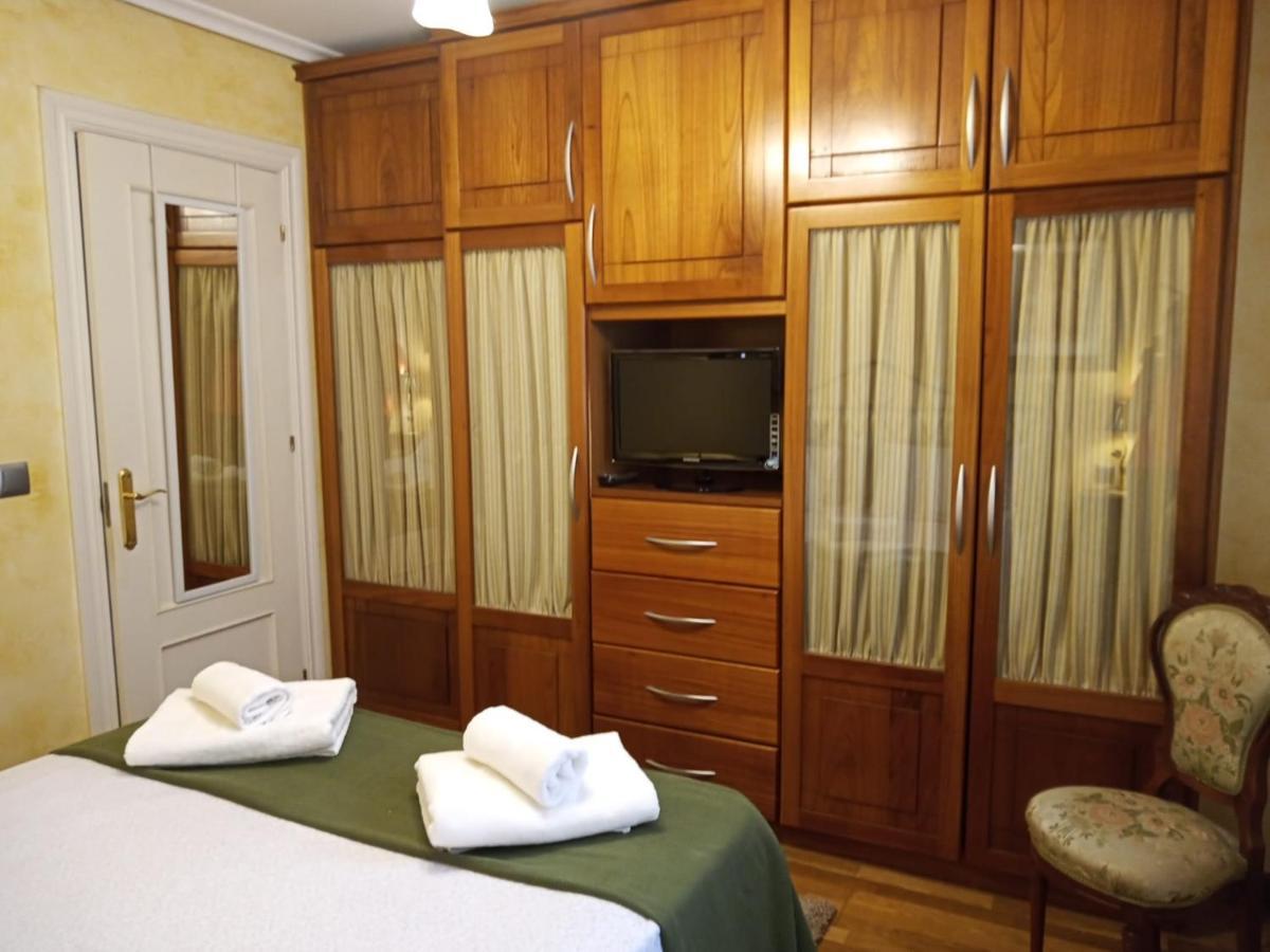 Azalea Residencial Apartment Torrelavega Exterior photo